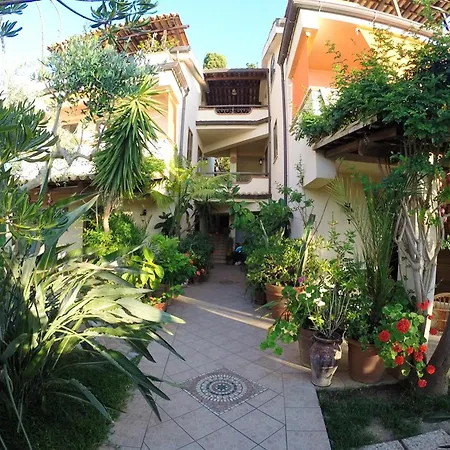 Lejlighed Welcoming House In With Shared Pool *