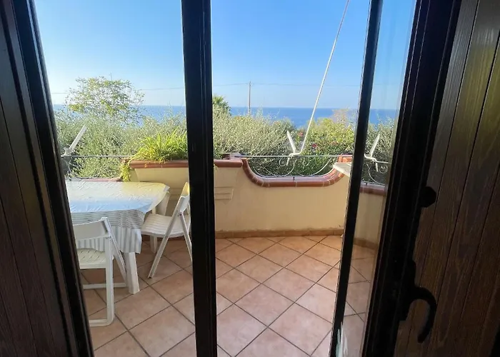 Welcoming House In With Shared Pool * ויבו ולנטיה