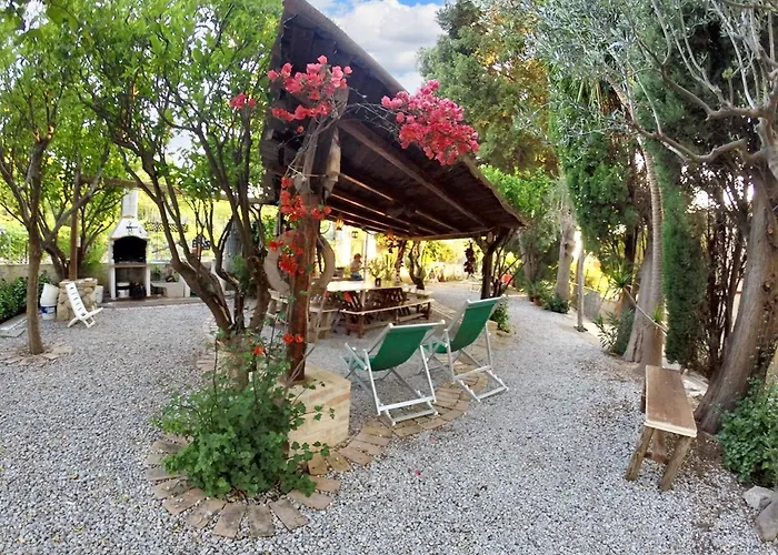 דירה Welcoming House In With Shared Pool *