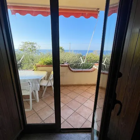 Welcoming House In With Shared Pool * Vibo Valentia