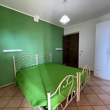 Daire Welcoming House In With Shared Pool Vibo Valentia