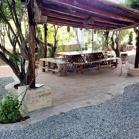 Welcoming House In With Shared Pool Daire Vibo Valentia