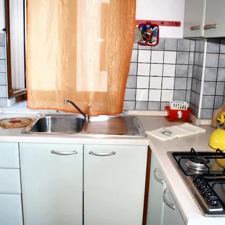 Welcoming House In With Shared Pool Appartamento